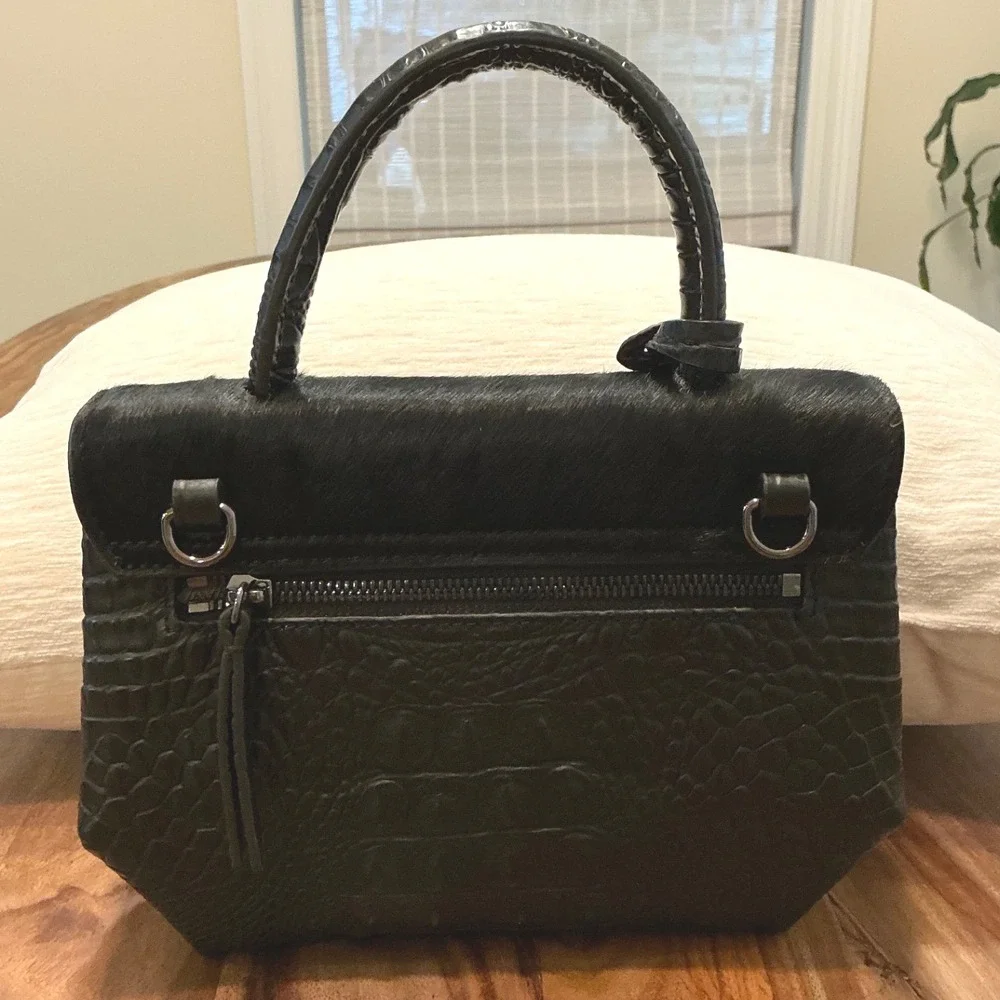 Raviani Designer‎ Top Handle Bag Black Furry Leather Alligator Embossed Purse